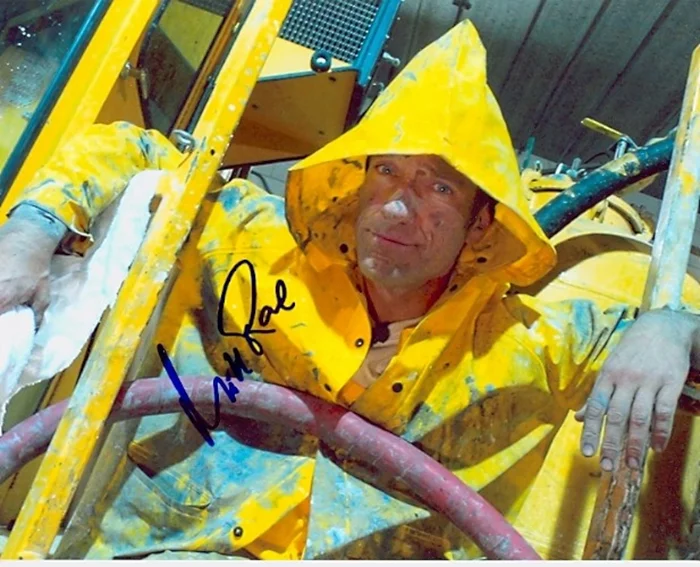 Mike Rowe autograph