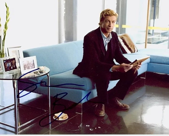 Simon Baker autograph