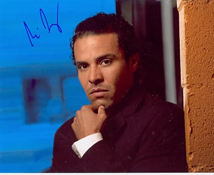 Michael Irby autograph