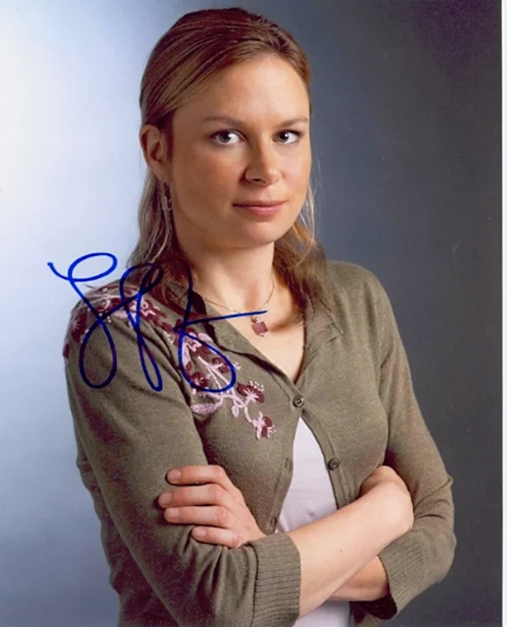 Mary Lynn Rajskub autograph