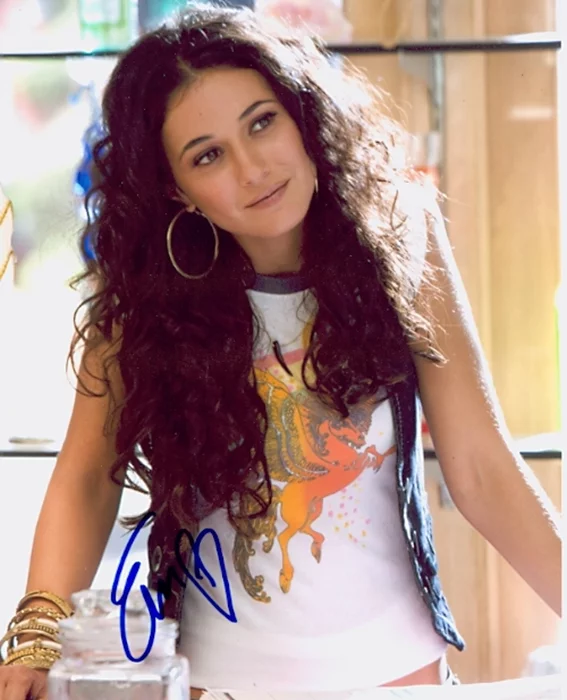 Emmanuelle Chriqui autograph