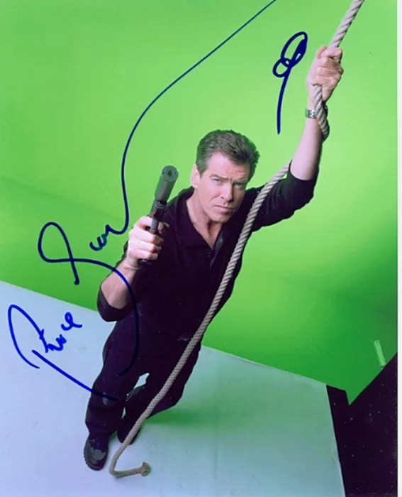 Pierce Brosnan autograph