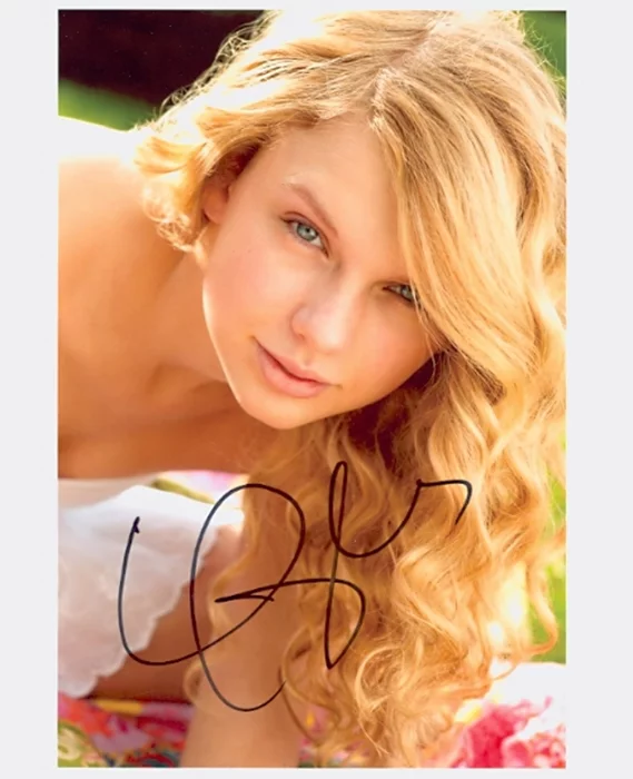 Taylor Swift autograph