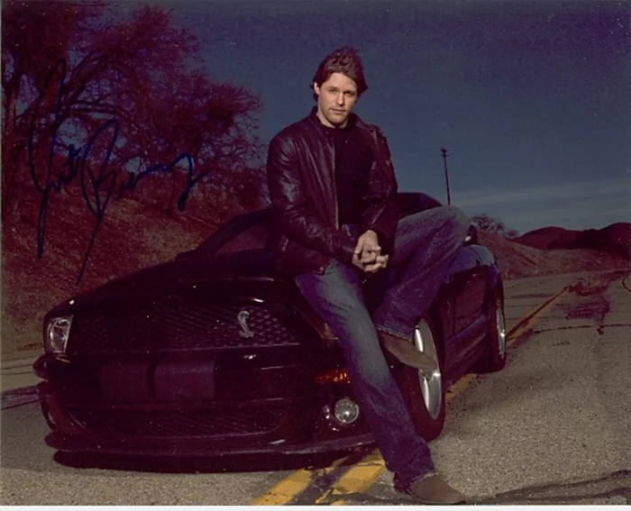 Justin Bruening autograph