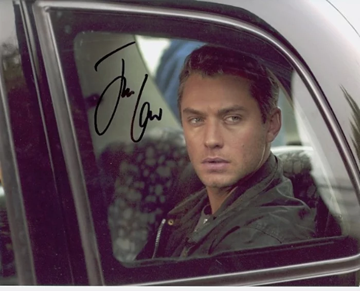 Jude Law autograph
