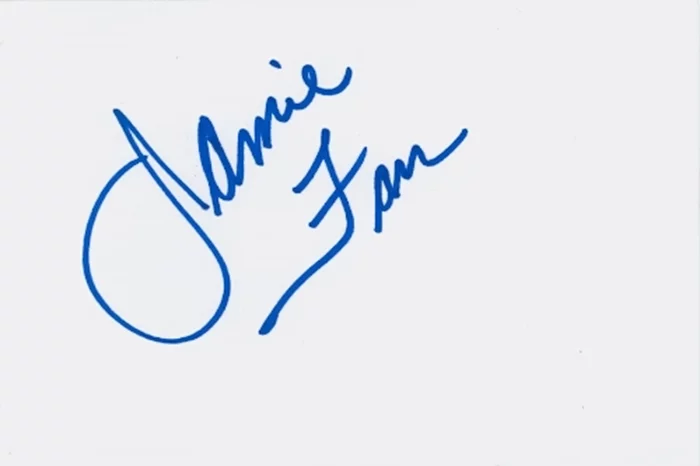 Jamie Farr autograph
