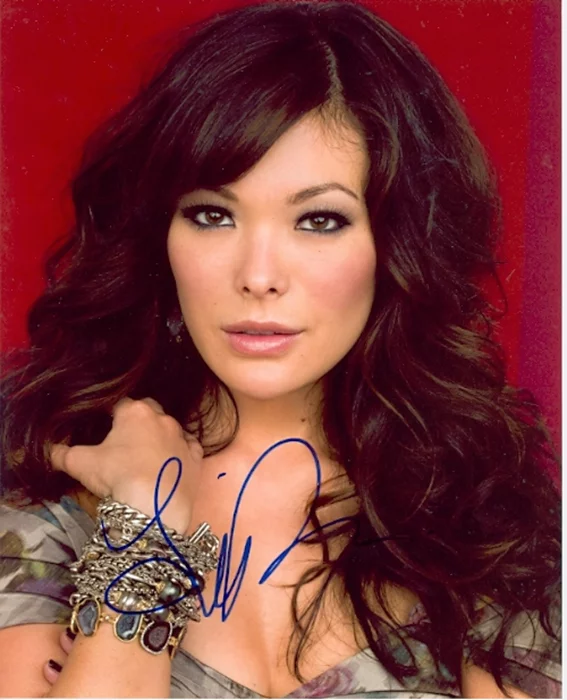 Lindsay Price autograph