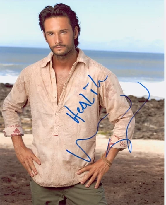 Rodrigo Santoro autograph