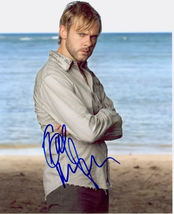 Dominic Monaghan autograph