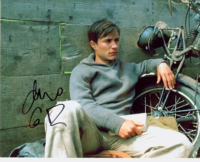 Gael Garcia Bernal autograph