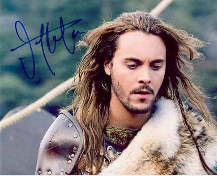 Jack Huston autograph
