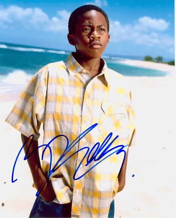 Malcolm David Kelley autograph