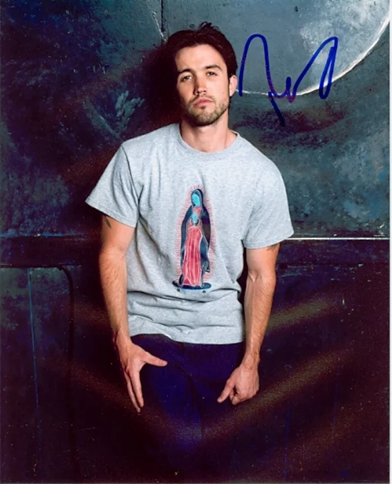 Rob McElhenney autograph