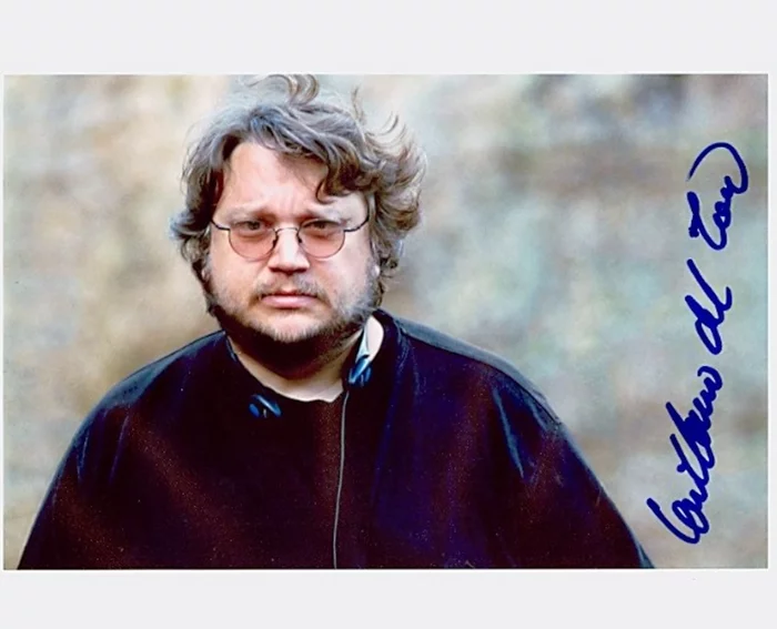 Guillermo del Toro autograph