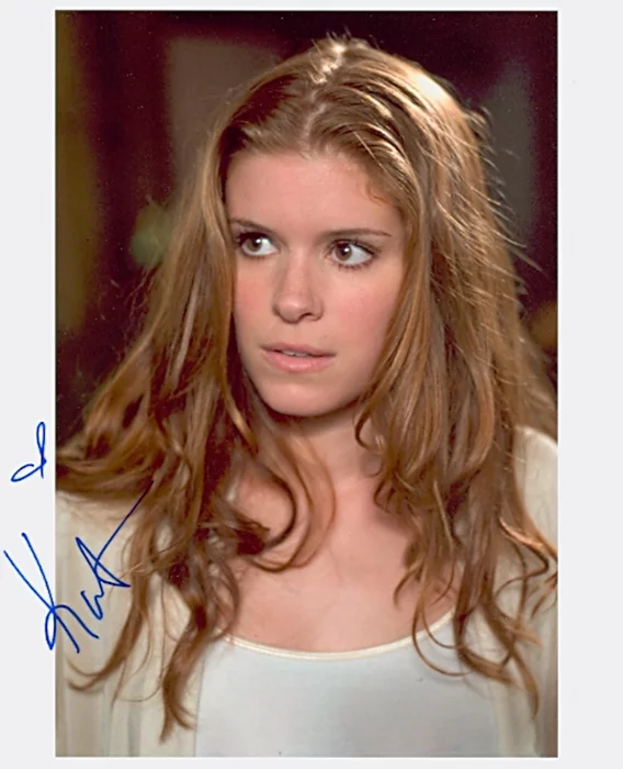 Kate Mara autograph