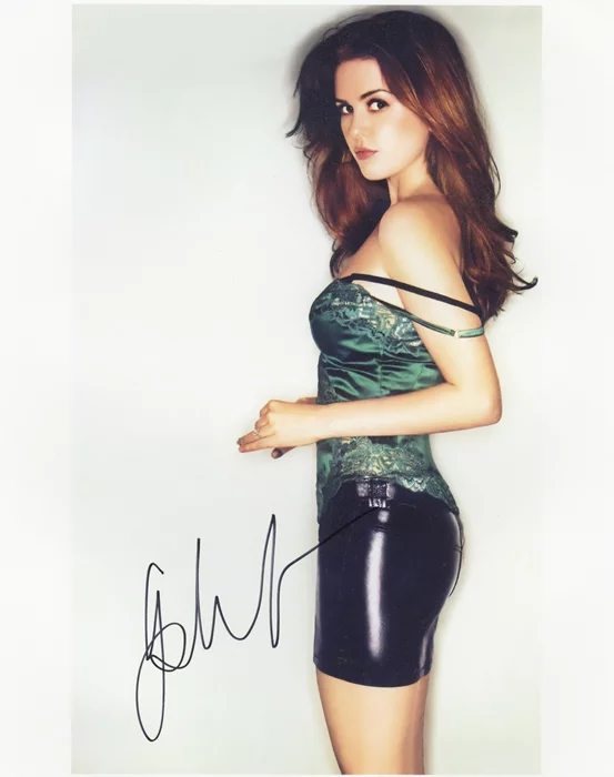 Isla Fisher autograph