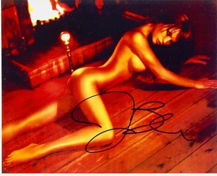 Jolene Blalock autograph