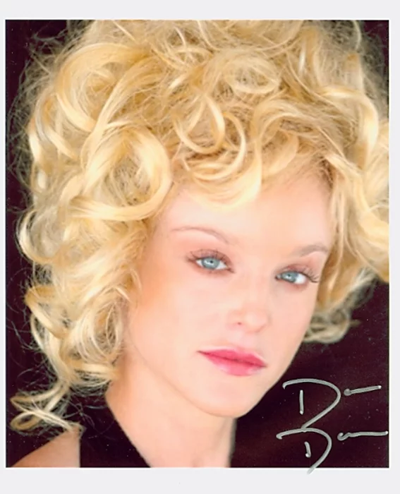 Dana Daurey autograph