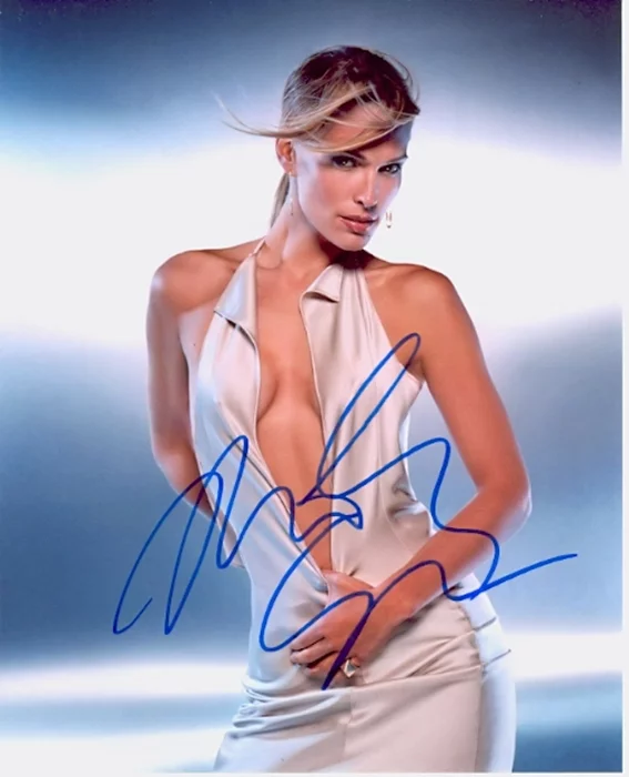 Molly Sims autograph