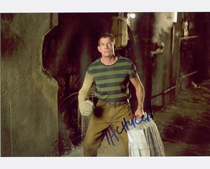 Thomas Haden Church autograph