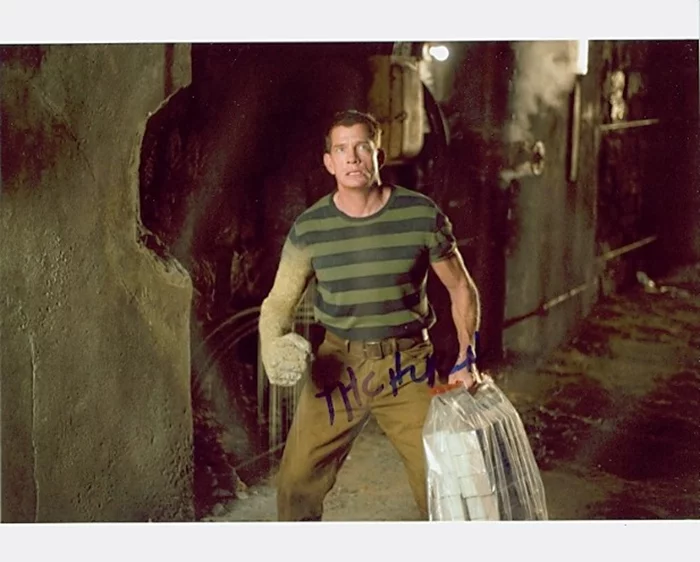 Thomas Haden Church autograph