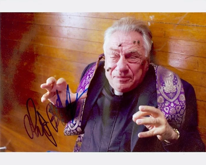 Philip Baker Hall autograph