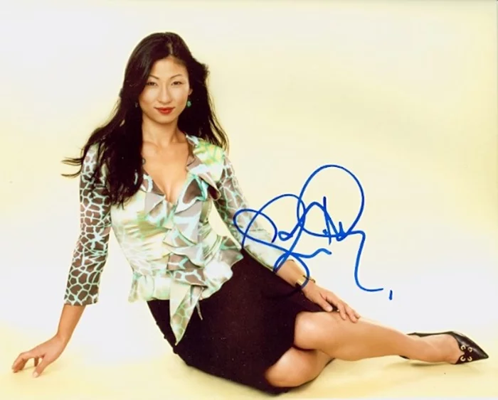 Smith Cho autograph