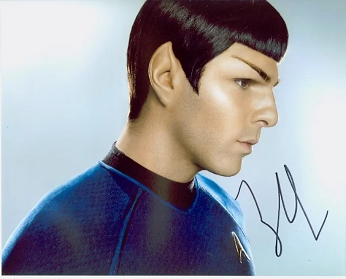 Zachary Quinto autograph