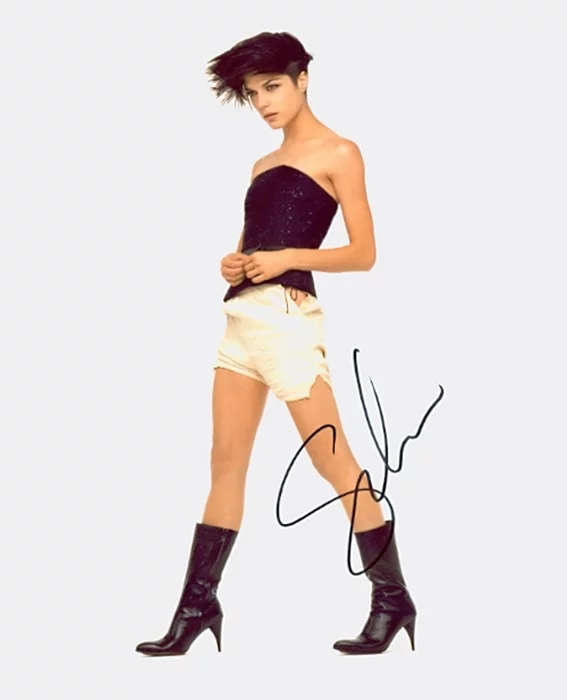Selma Blair autograph