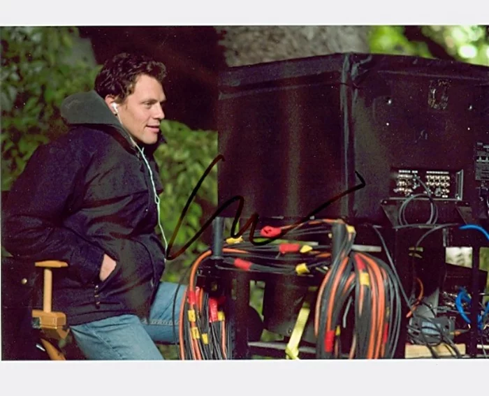 Will Gluck autograph