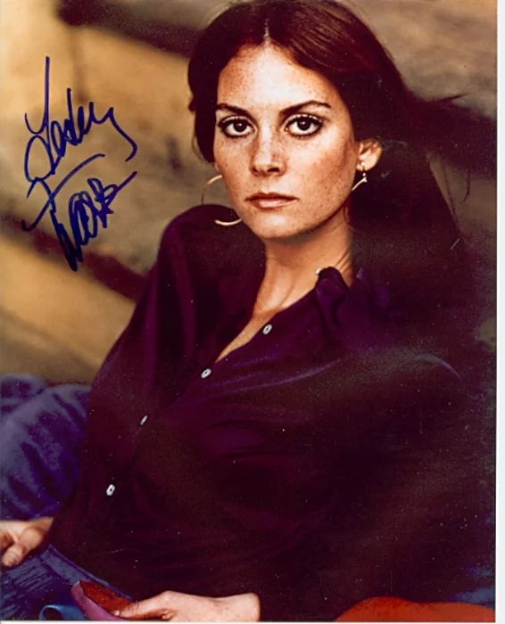 Lesley Ann Warren autograph