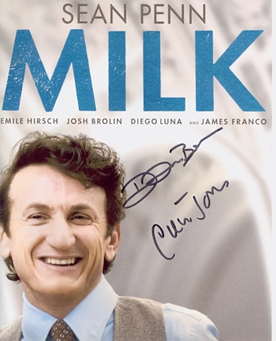 Milk autograph