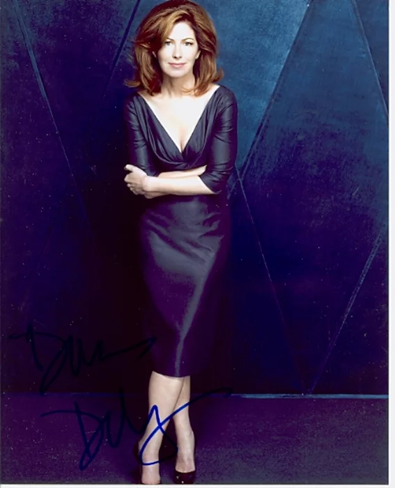 Dana Delany autograph