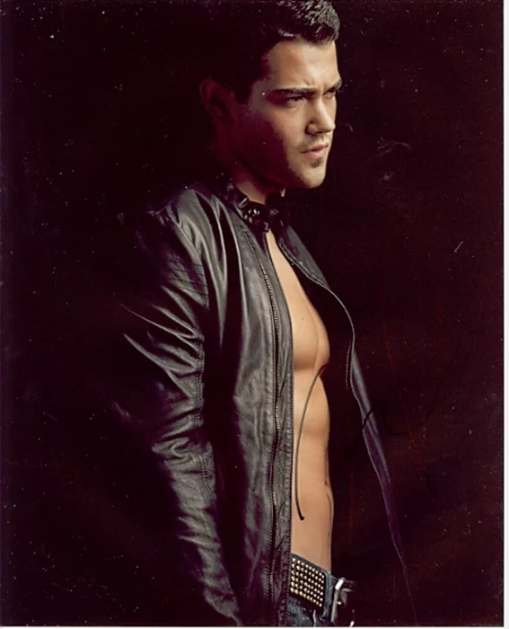 Jesse Metcalfe autograph