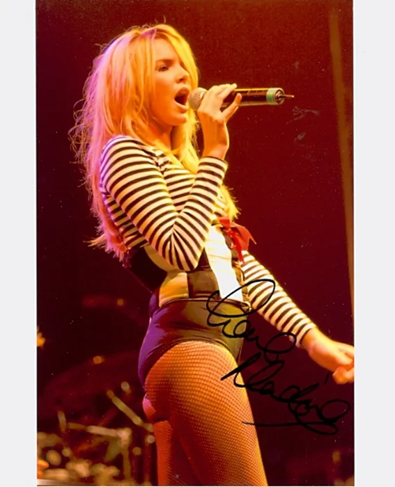 Nadine Coyle autograph