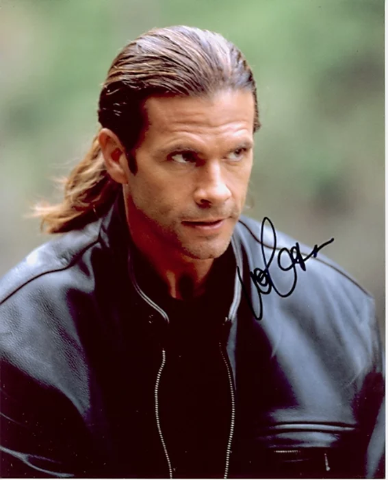 Lorenzo Lamas autograph