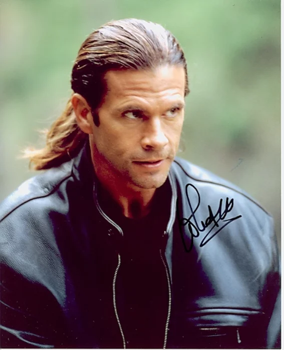 Lorenzo Lamas autograph