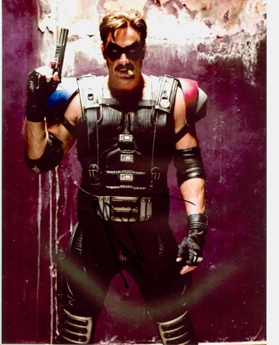 Jeffrey Dean Morgan autograph