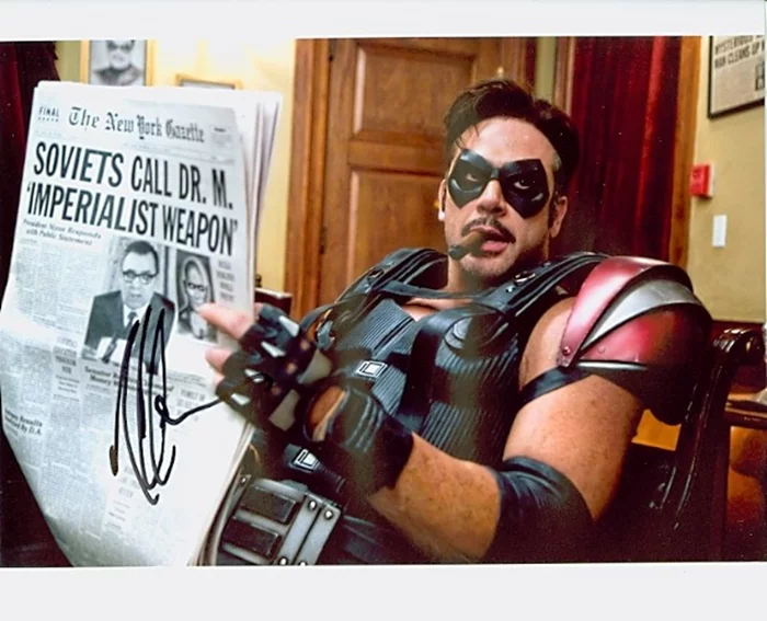 Jeffrey Dean Morgan autograph