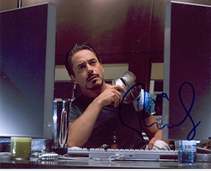 Robert Downey Jr. autograph