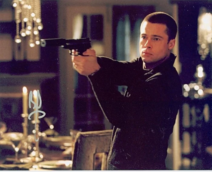 Brad Pitt autograph