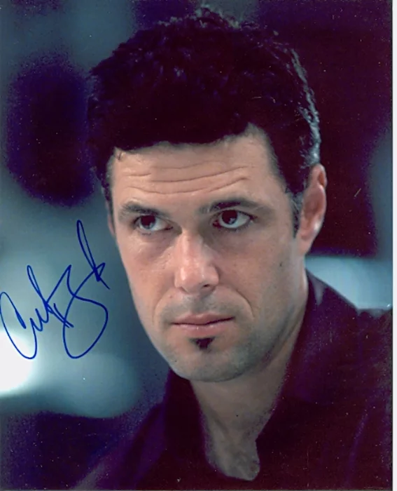 Carlos Bernard autograph