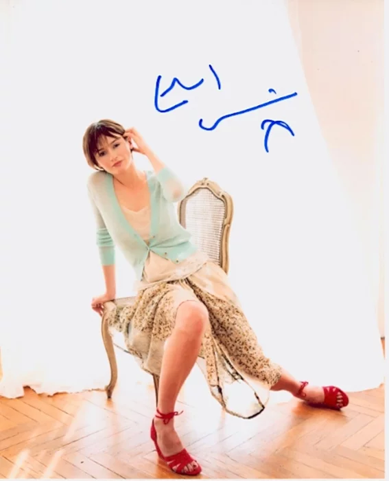 Emily Mortimer autograph