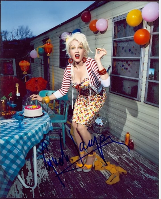 Cyndi Lauper autograph