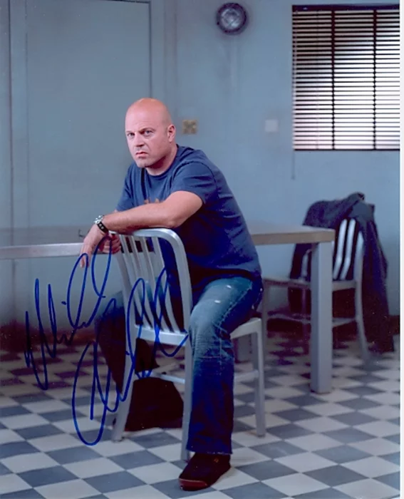 Michael Chiklis autograph