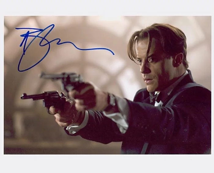 Brendan Fraser autograph