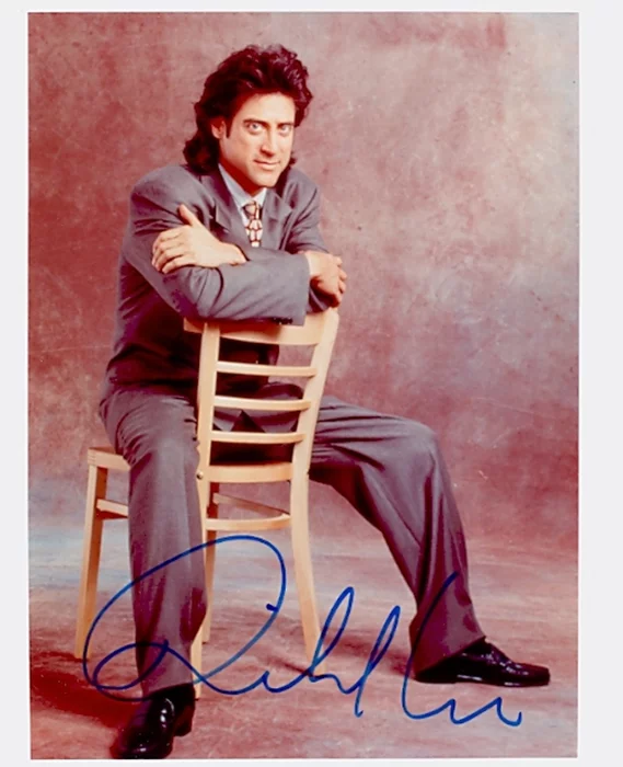 Richard Lewis autograph
