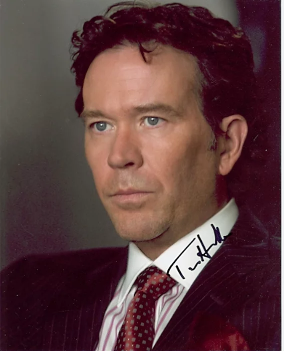 Timothy Hutton autograph