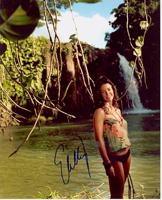 Evangeline Lilly autograph