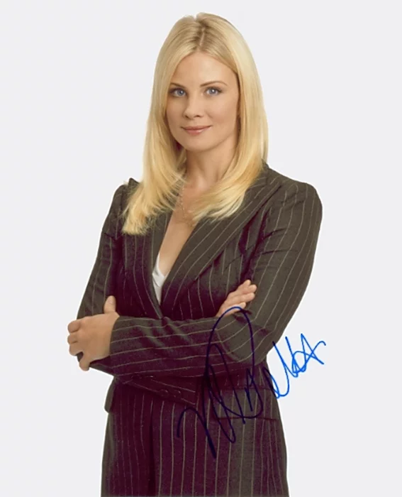 Monica Potter autograph